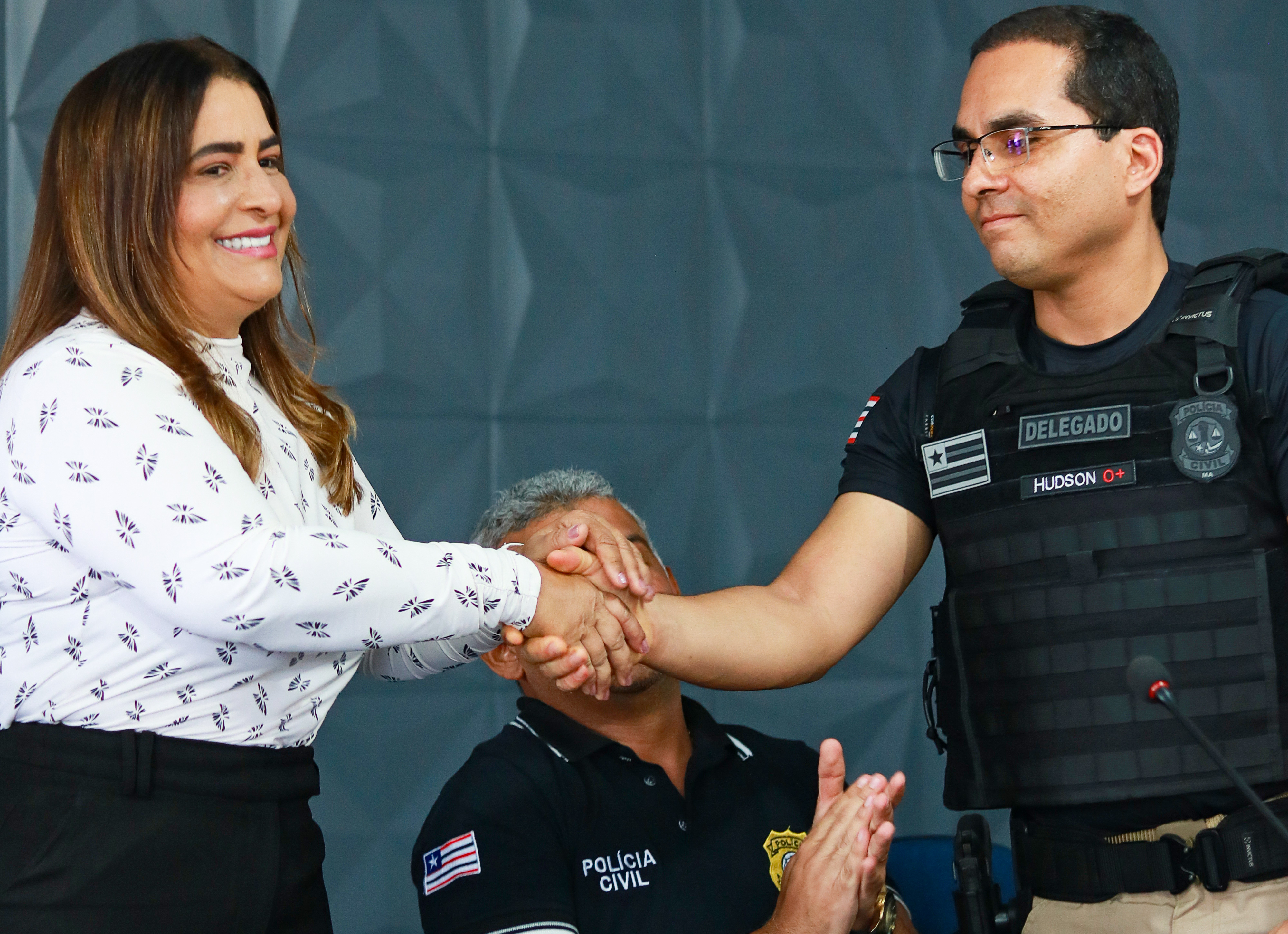 Novo delegado Dr. Hudson Santos Nogueira assume titularidade da Delegacia Civil de Riachão